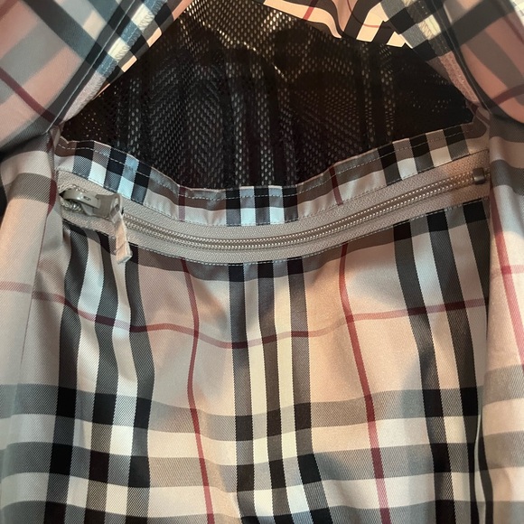 BURBERRY Golf, size M waterproof rain jacket UNISEX - Picture 7 of 9